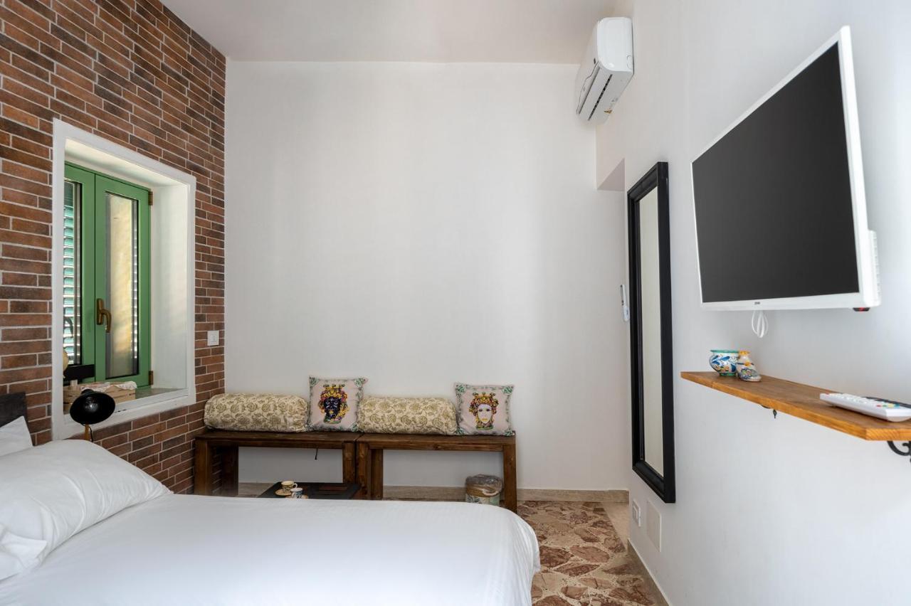 Bed and Breakfast A Calata Noto Exterior foto
